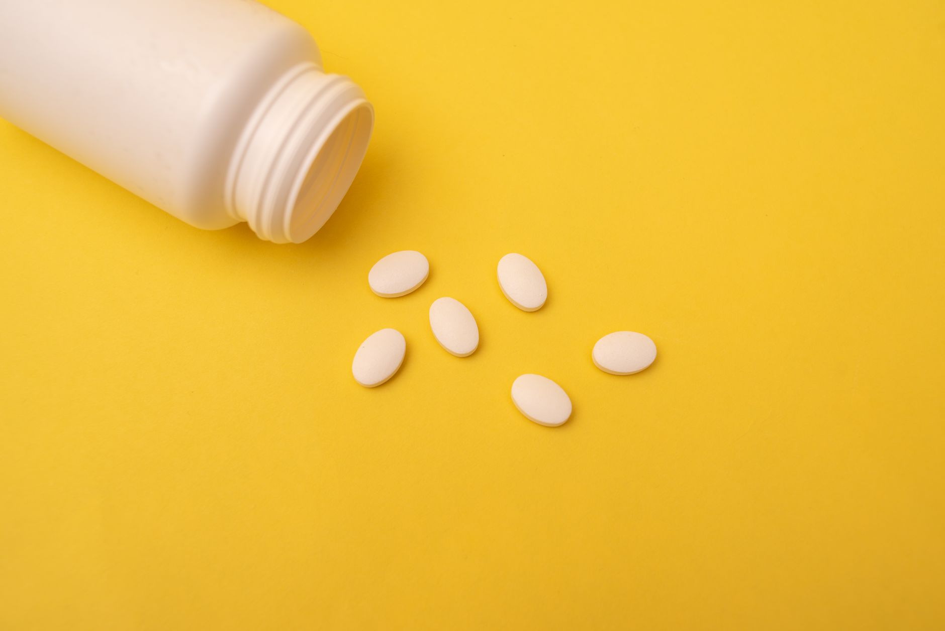 Prescription medicine bottle representing the GLP-1 drugs pipeline for UK obesity treatment